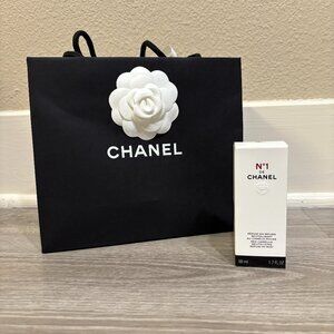 Chanel Red Camellia Revitalizing Serum-In-Mist 1.7 oz
